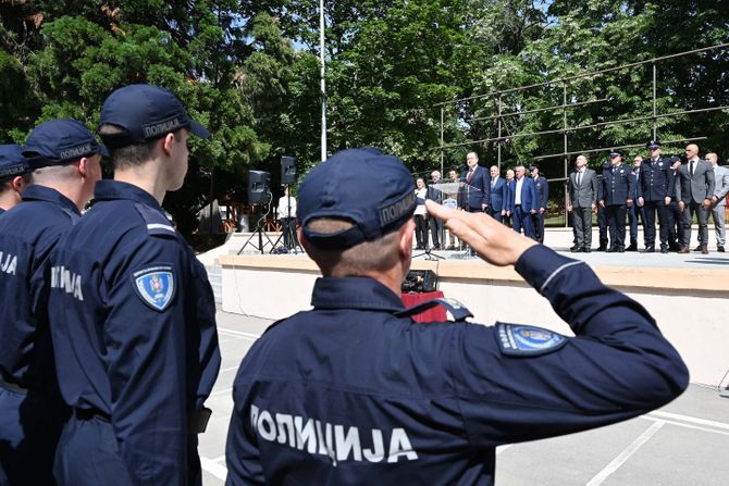 Ivica Dačić, Sremska Kamenica
