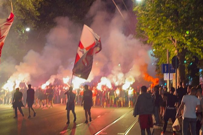 Delije, Crvena zvezda, korteo Delije, Crvena zvezda, korteo
