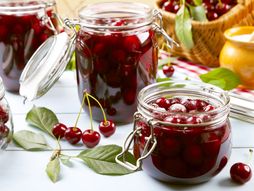 slatko od trešanja, trešnje, tegla trešanja