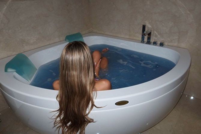 Tamara Kujačić, Vojaž Tamara Kujačić, Vojaž