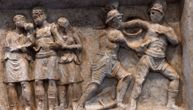 Deca crtala krvave borbe gladijatora pre nego što je Vezuv uništio grad: Neverovatno otkriće u Pompeji