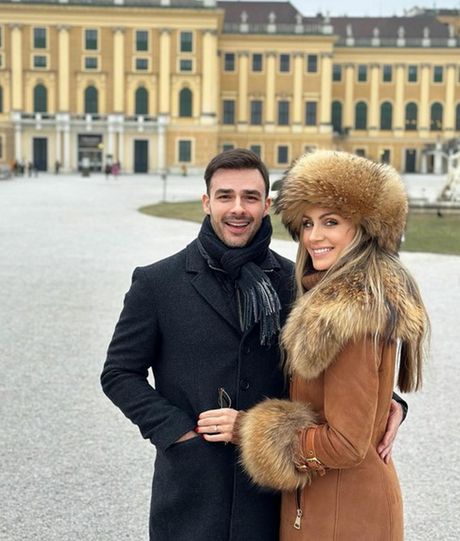 Jelena Gavrilović sa verenikom Jelena Gavrilović sa verenikom