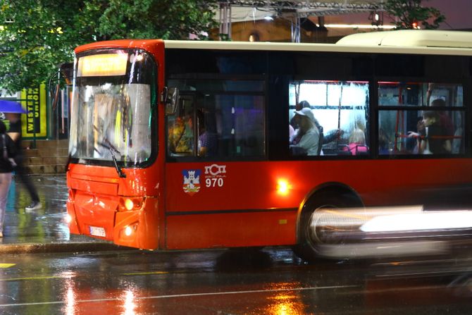 Noćni autobus Noćni autobus