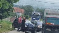 Najmanje dva vozila učestvovala u sudaru kod Kruševca: Na putu rasuti delovi automobila