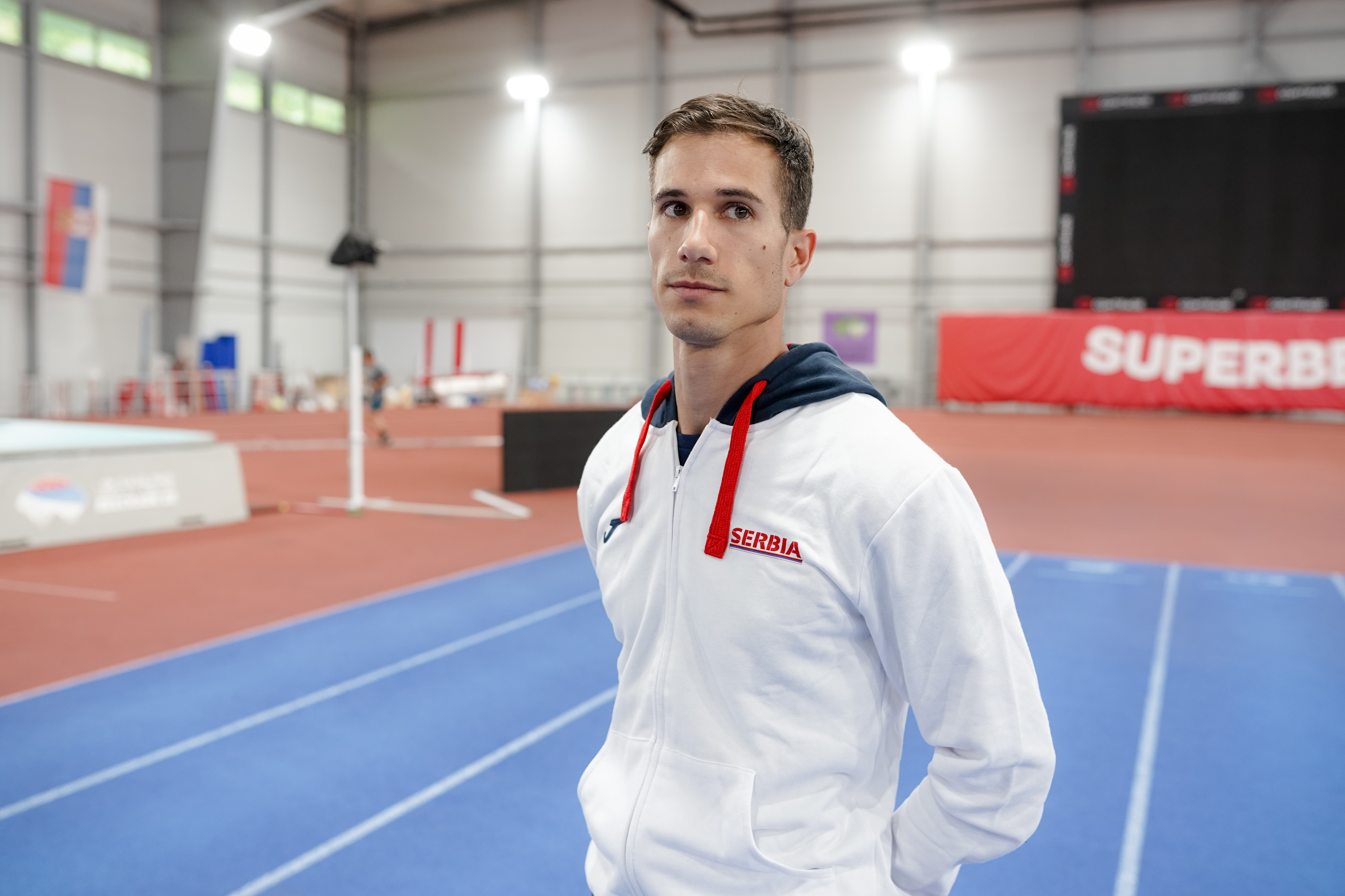 Radi od 9 do 5, Srbiji doneo svetsku medalju, sad promenio disciplinu: "Počeo sam u Zvezdinom tunelu..."