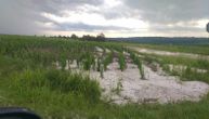 Gazi po gradu kao po snegu, sve puca pod nogama: Topolac snimio scene nakon oluje, od tuge izustio samo reč