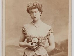 Rosa Matilda Ričter, Zazel