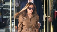 Melanija prvi put nakon suđenja Trampu: U ovim baletankama koje Srpkinje obožavaju se dala u beg!