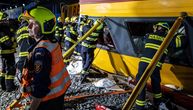 Snimak evakuacije putnika nakon stravičnog sudara vozova u Češkoj: Čuli su jak zvuk, ubrzo i udarac