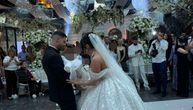 Emotivno! Prvi ples sa ćerkicom u naručju: Tamara blistala od sreće, a evo ko je uhvatio bidermajer