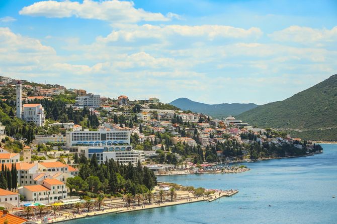 Neum