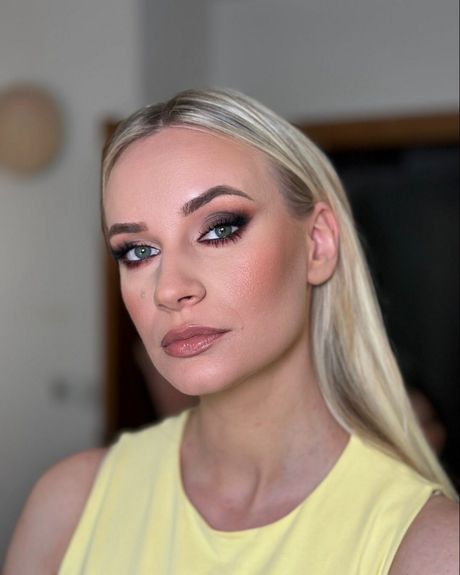 Šejla Zonić izbliza Šejla Zonić izbliza