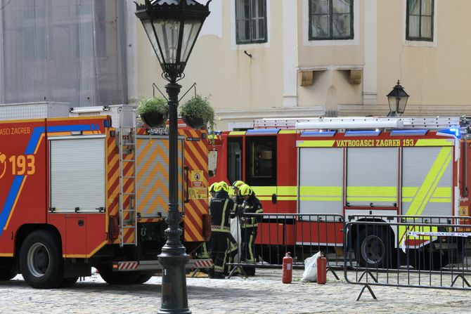 Markov trg Zagreb Hrvatska Vlada zapalio se čovek