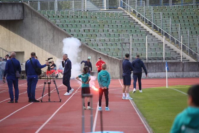 Otvoreni trening Srbije, Ausburg, policija vodi dečaka