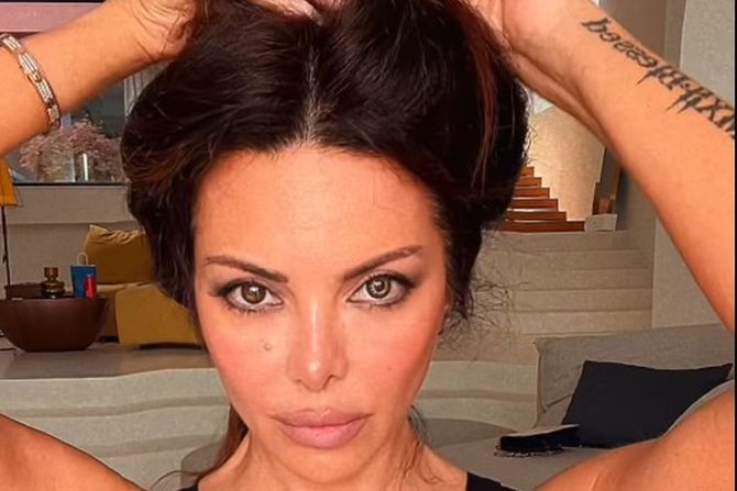 Nikolina Pišek Nikolina Pišek