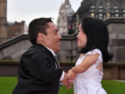 Paulo Gabriel da Silva Barros and Katyucia Hoshino Barros