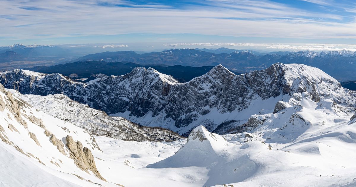 Formirao se snežni tornado, građani snimili veoma redak fenomen: Prizor je nestvaran