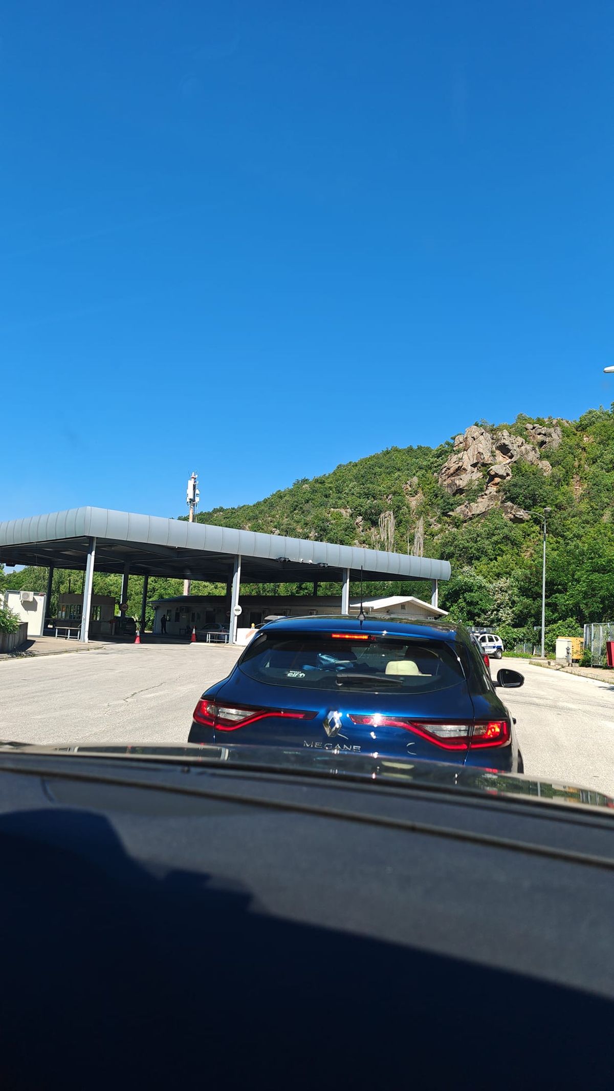 Važno obaveštenje za sve Srbe koji za vikend kreću u Grčku: Izbegavajte OVAJ granični prelaz