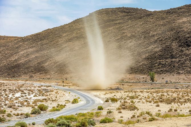 Dust Devil, pustinjski djavo