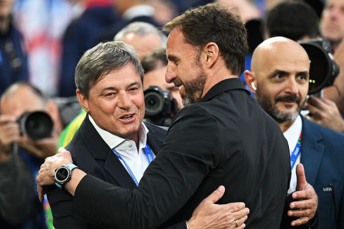Geret Sautgejt, Dragan Stojković Piksi Geret Sautgejt, Dragan Stojković Piksi
