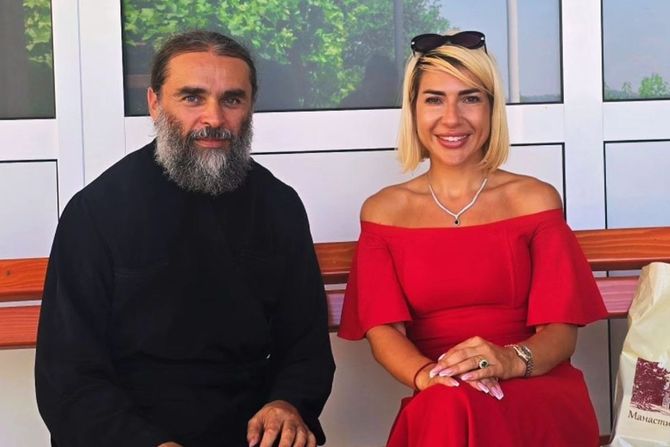 Jovana Jeremić Jovana Jeremić