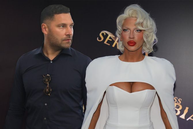 Duško Tošić i Jelena Karleuša Duško Tošić i Jelena Karleuša