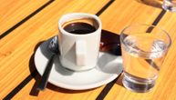 Novi trend u beogradskim lokalima? Donesu kafu bez vode, a kad je tražite, dobijete ovaj odgovor
