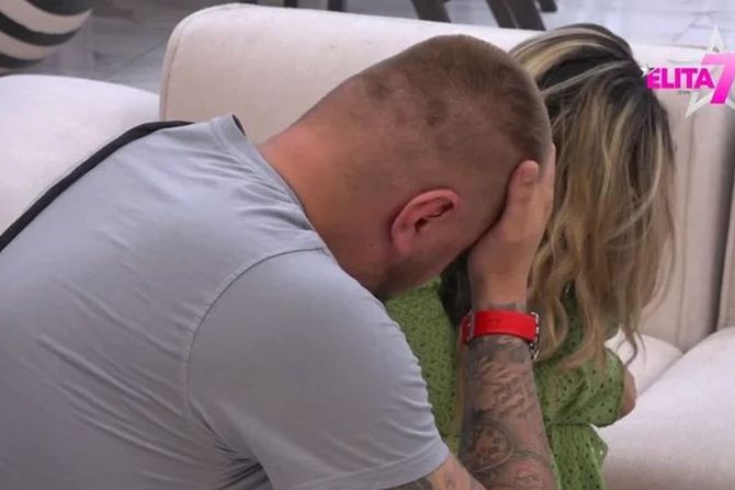 Aneli Ahmić i Marko Janjušević Janjuš Aneli Ahmić i Marko Janjušević Janjuš