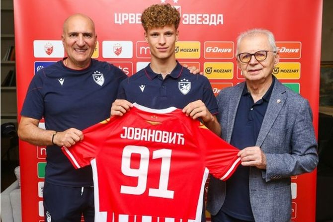 Lazar Jovanović Lazar Jovanović