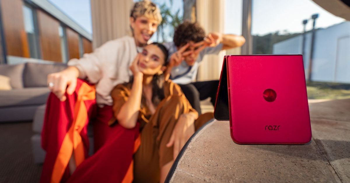 Novi Motorola razr 50 telefoni donose najveći spoljni ekran, novi ...