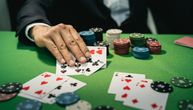 Kriminalci igrali poker u jednom hotelu u Budvi: Za stolom bilo oko 300.000 evra, onda je upala policija