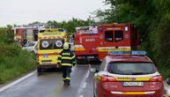 U sudaru autobusa i voza četiri osobe poginule, pet povređeno: Stravična nesreća u Slovačkoj