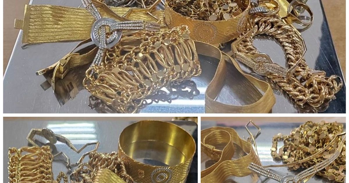 Zaplena vredna 20.000 evra na Gradini: U neseseru pokušali da prošfercuju pola kilograma zlata - Telegraf Biznis