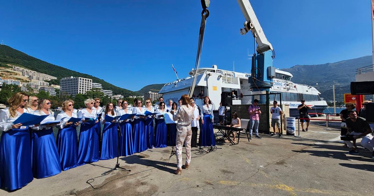 Nova Atrakcija Na Crnogorskom Primorju: Brodska Linija Od Budve Do ...