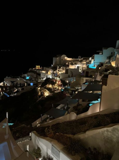 Čima Moneke, Mikonos