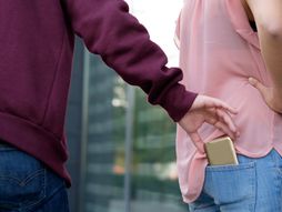 Pljačka krađa mobilnog, mobilni lopov