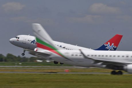 ACMI lerase Air Serbia