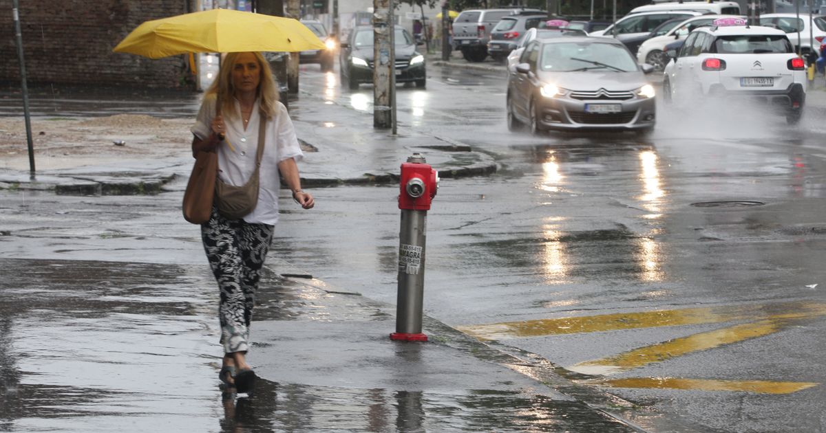 Prepare your umbrellas! After a warm day, showers are coming: This part of Serbia is under attack