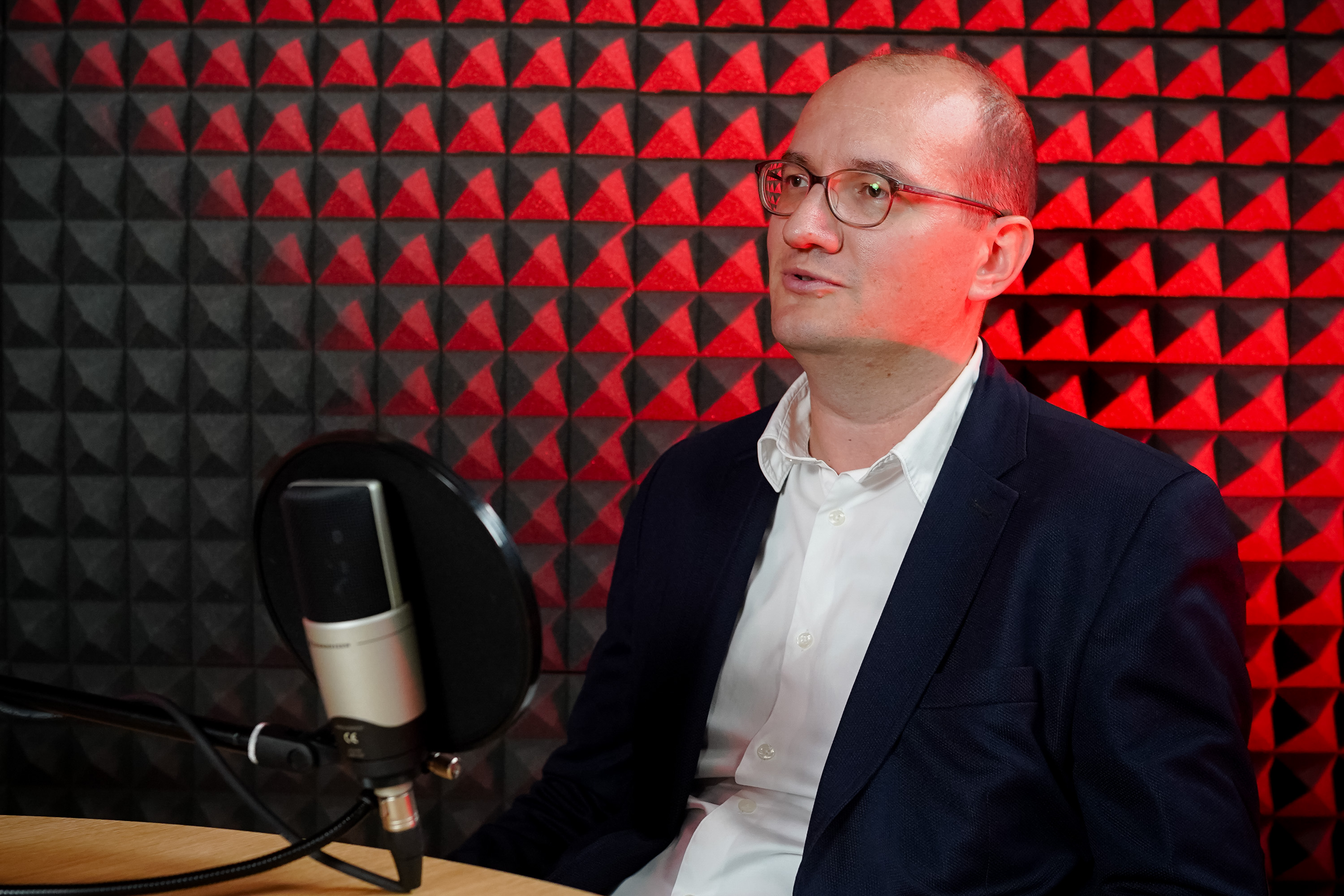 "Stanovništvo prvo oseti krizu, a poslednje boljitak": Srpski stručnjak komentarisao preporuke MMF-a