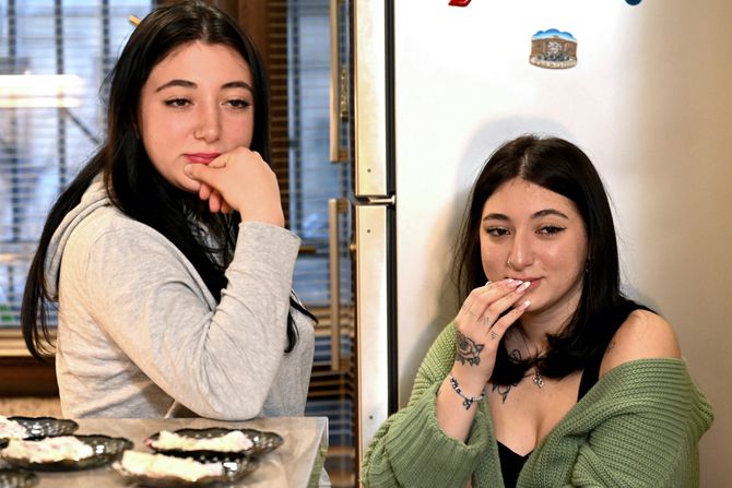 Anna Panchulidze, Elene Deisadze Anna Panchulidze, Elene Deisadze