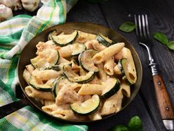 Pasta sa tikvicama i piletinom