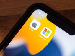 Apple, Microsoft