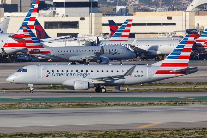 Embraer E170 American Eagle