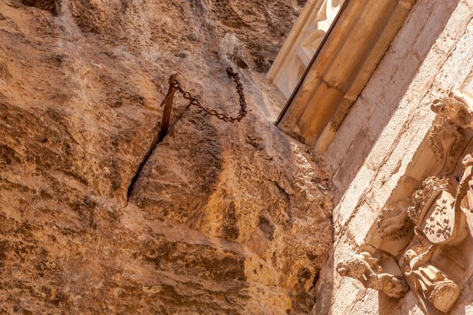 francuski eskalibur francuski eskalibur