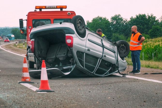 Saobraćajna nesreća Autoput E 75 Jagodina automobil