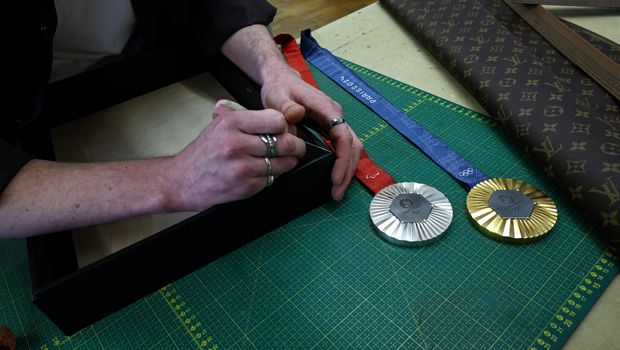 Louis Vuitton Luj Viton kutija medalje