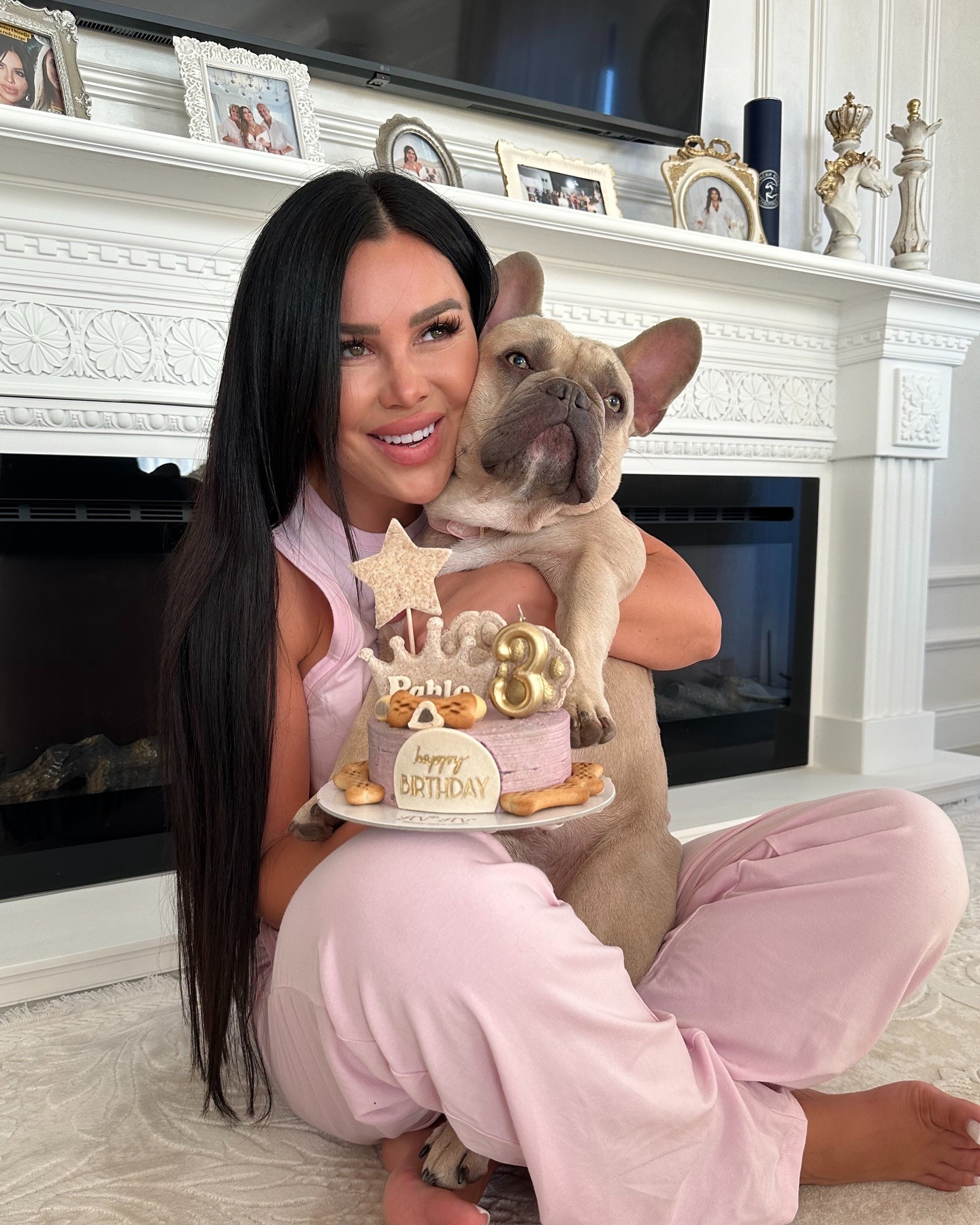 Ovako je Stanija zaradila silne pare za svoj penthaus! Na plafonu spavaće sobe ogledalo, svuda zlatni detalji