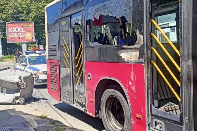 autobus, nezgoda, policija