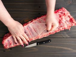 rebra, bela kožica, meso, komad rebra