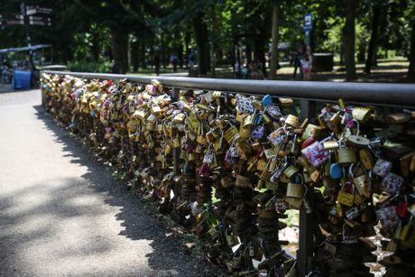 Most ljubavi, Park Vrnjačka banja Most ljubavi, Park Vrnjačka banja